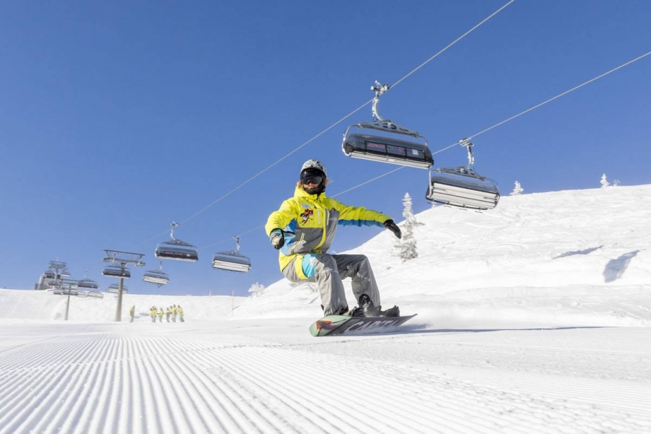 Learn to snowboard in Flachau at Sport am Jet